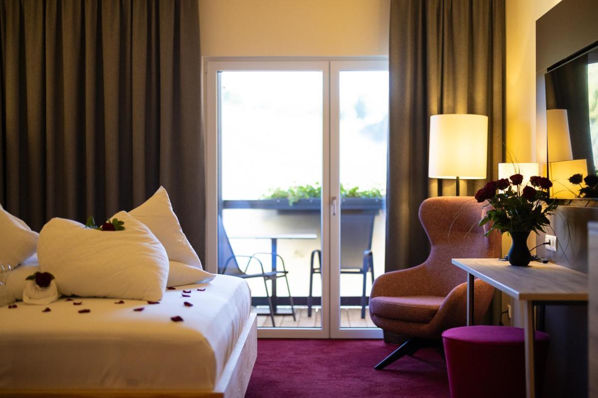 Genuss- Und Wellnesshotel Puchas Kukmirn Екстериор снимка